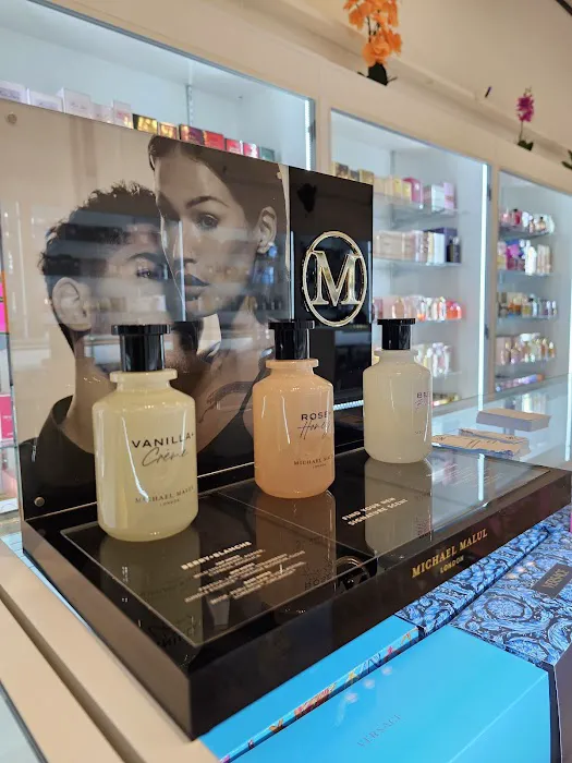 Perfume Palace 5