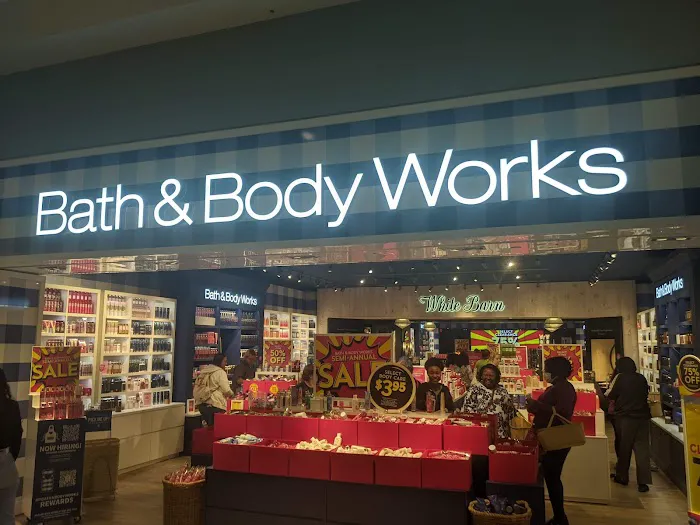 Bath & Body Works 1