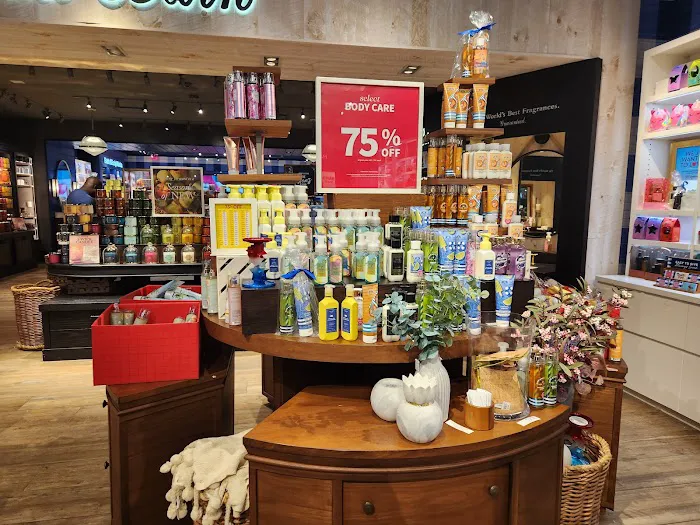 Bath & Body Works 6