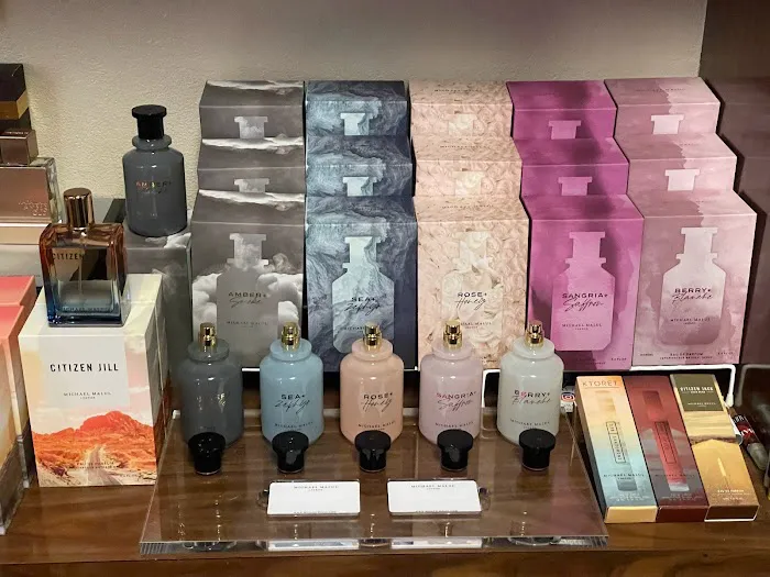 Wholesale 2 Retail Fragrances 4 Less 5