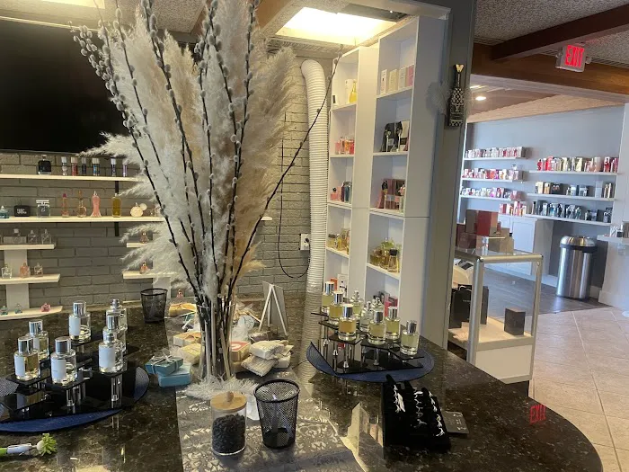 Wholesale 2 Retail Fragrances 4 Less 1