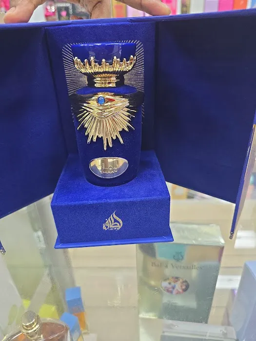Perfume Palace 6
