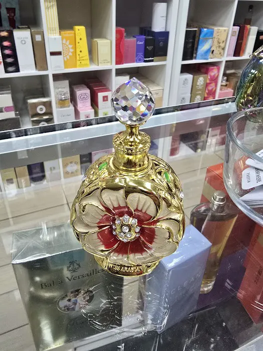 Perfume Palace 7
