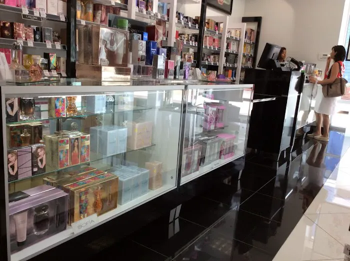 Perfumania 7