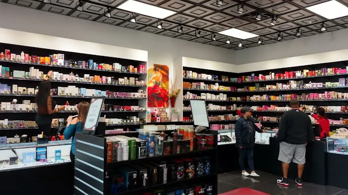 Perfumes 4U 3