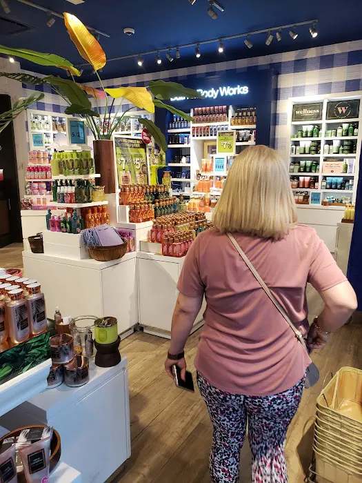Bath & Body Works 1
