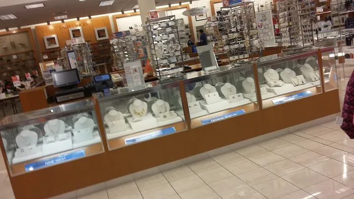Belk Outlet 4
