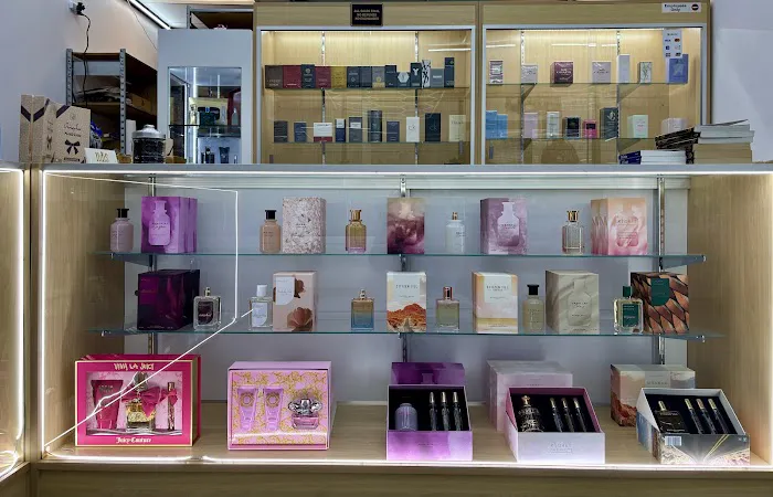 HMS Perfumes Fragrance World 2