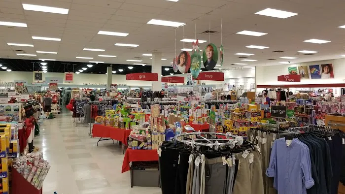 T.J. Maxx & HomeGoods 6