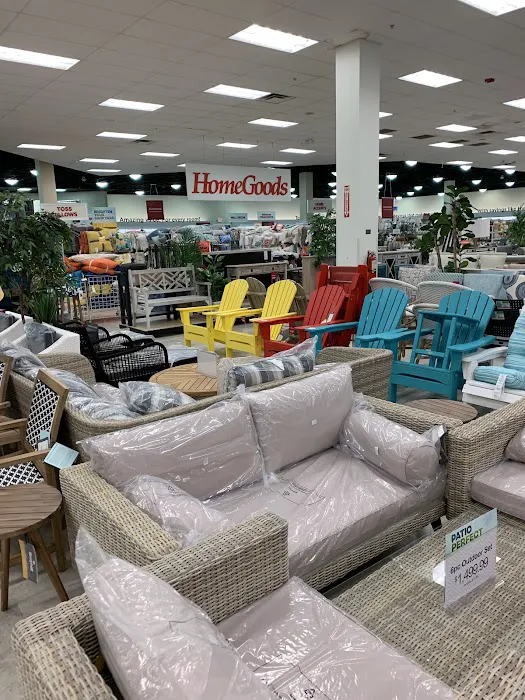 T.J. Maxx & HomeGoods 5