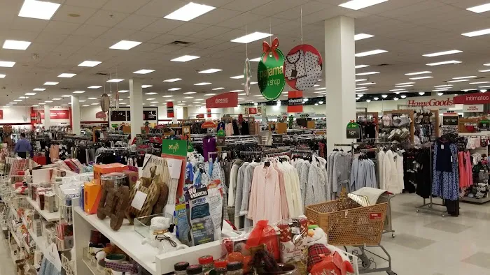 T.J. Maxx & HomeGoods 4