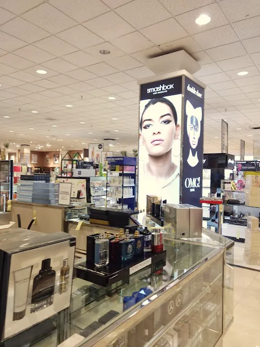 Dillard's 7