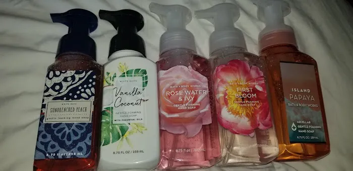 Bath & Body Works 9