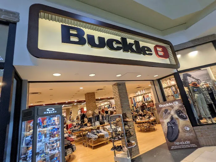 Buckle 9