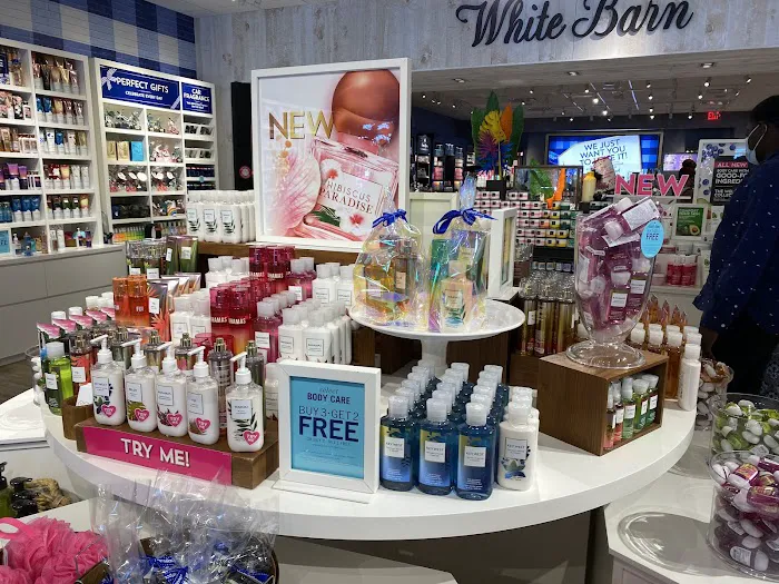 Bath & Body Works 4