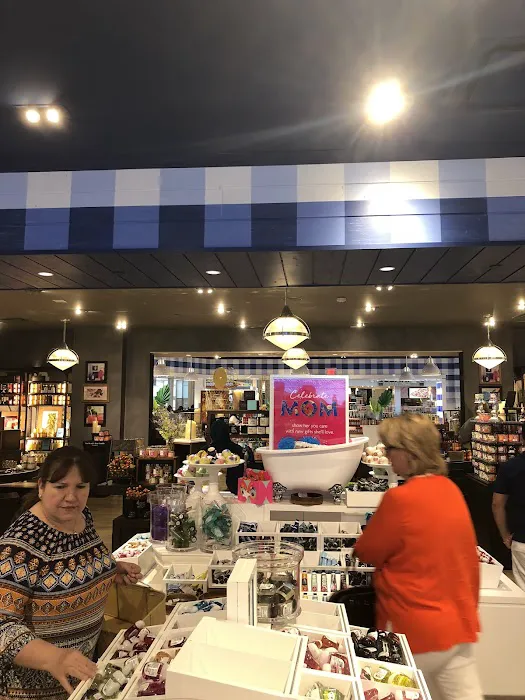 Bath & Body Works 6