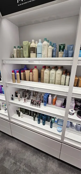 The Cosmetics Company Store 2