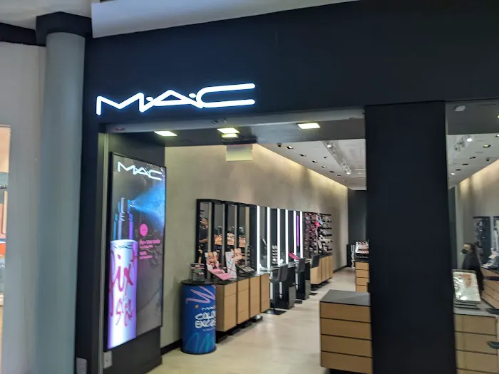 MAC Cosmetics 2