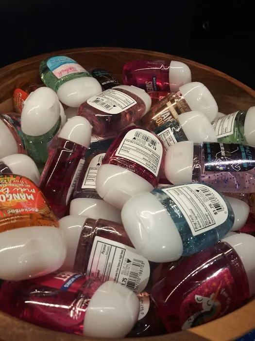 Bath & Body Works 4