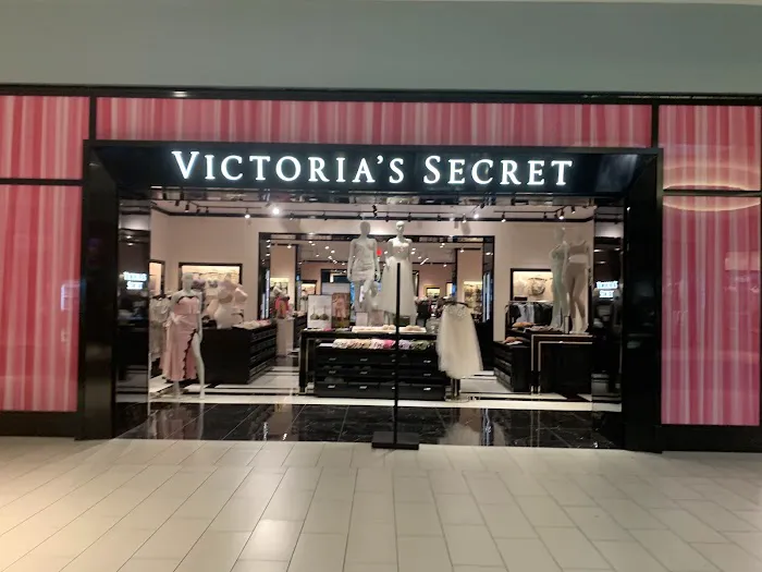 Victoria's Secret & PINK by Victoria's Secret 6
