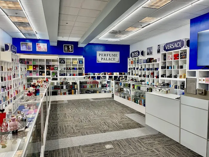 Perfume Palace 0