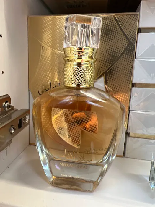 HMS Perfumes 8