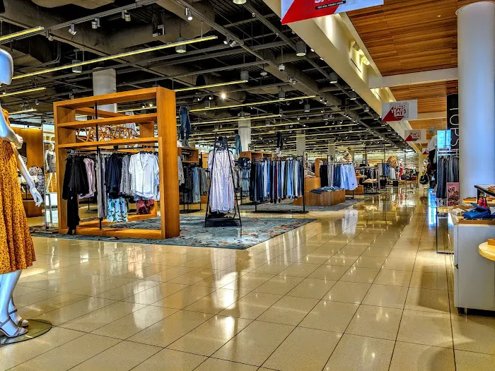Nordstrom 9