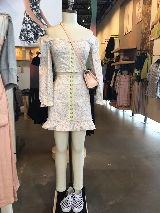Urban Outfitters 2