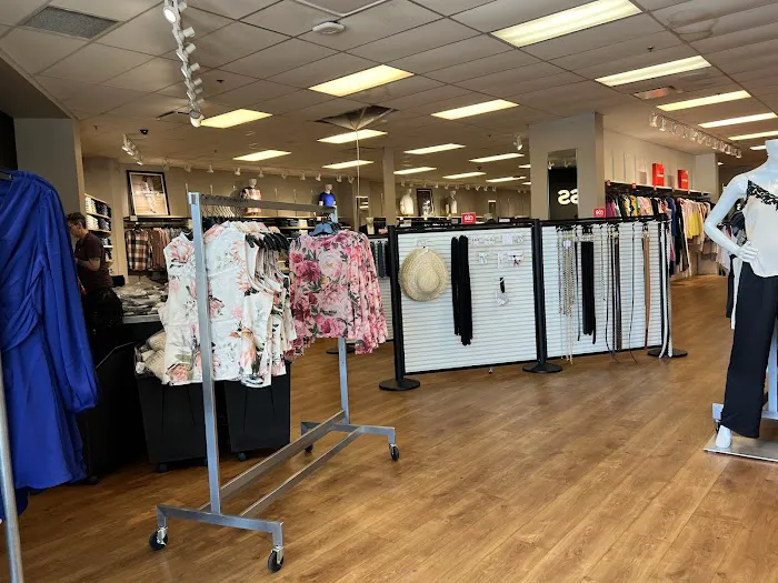 Express Factory Outlet 6