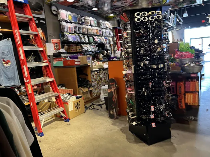 Express Factory Outlet 3