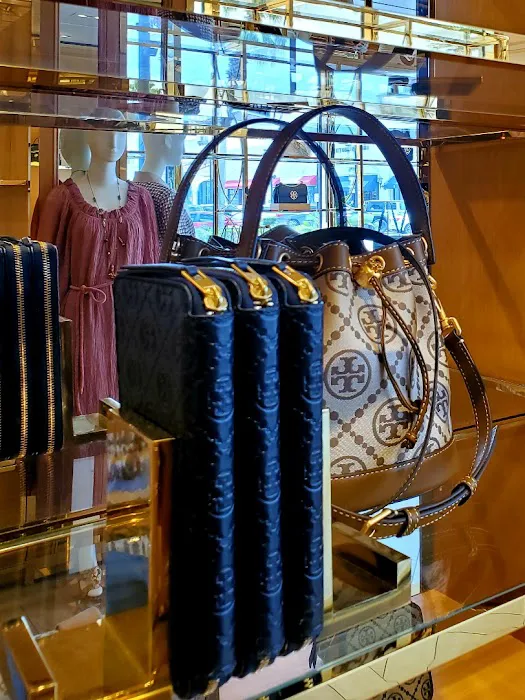 Tory Burch 5