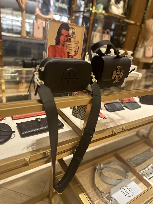 Tory Burch 3