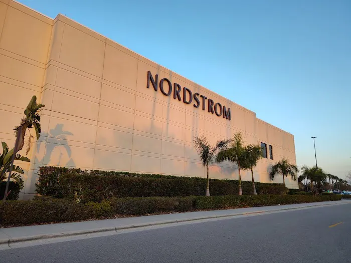 Nordstrom 0
