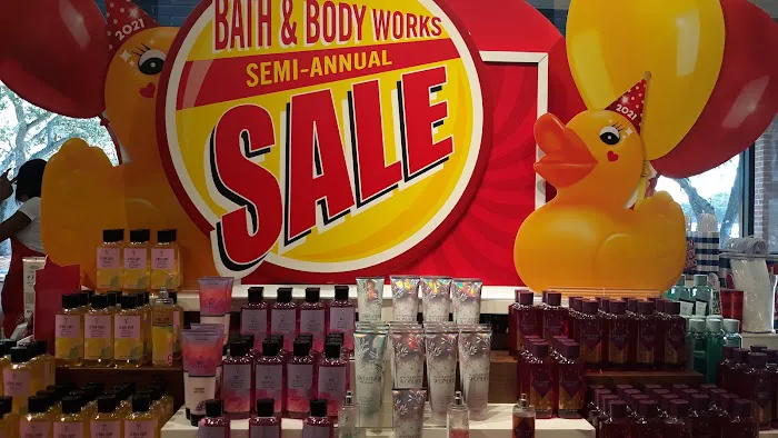 Bath & Body Works 8
