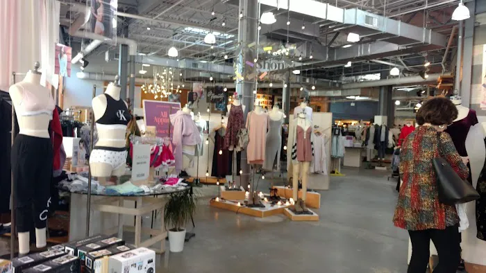 Urban Outfitters 7