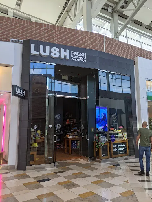 Lush Cosmetics Brandon Town Center 7
