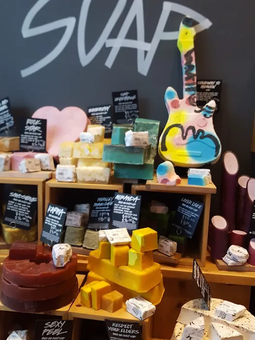 Lush Cosmetics Brandon Town Center 6