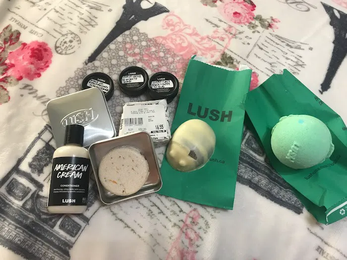 Lush Cosmetics Brandon Town Center 4
