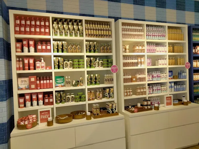 Bath & Body Works 4