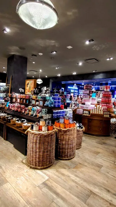 Bath & Body Works 1