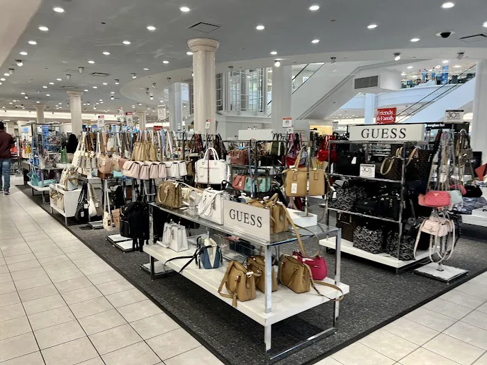 Macy's 0