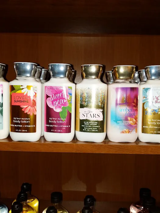 Elibel Discounts Scent & Body Works 0