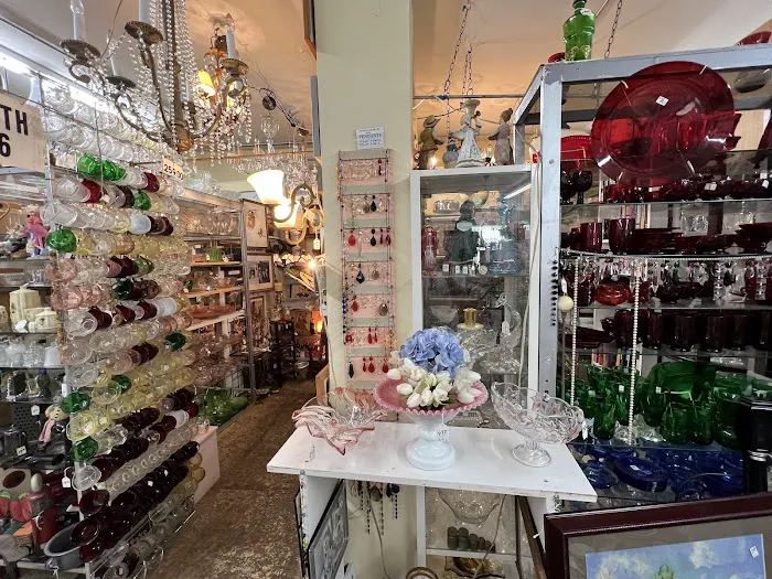 Antiques & Things 2