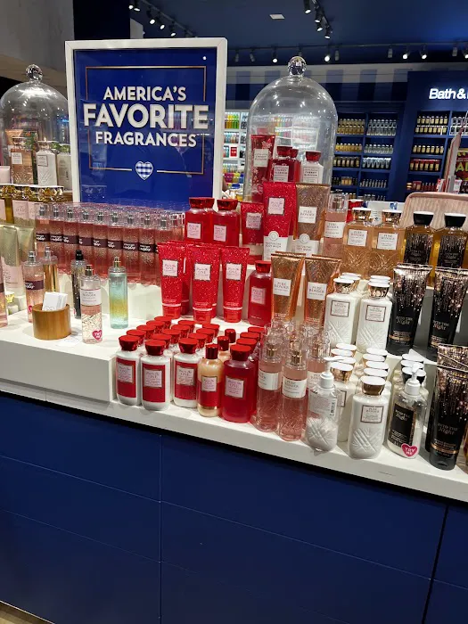 Bath & Body Works 1
