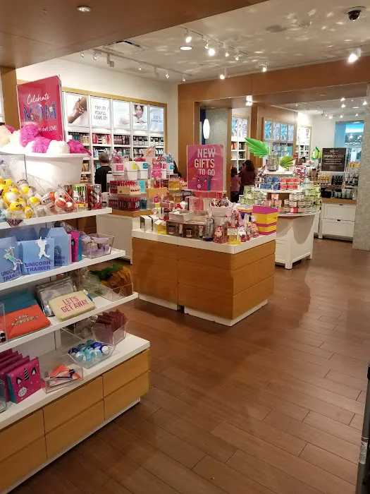 Bath & Body Works 4