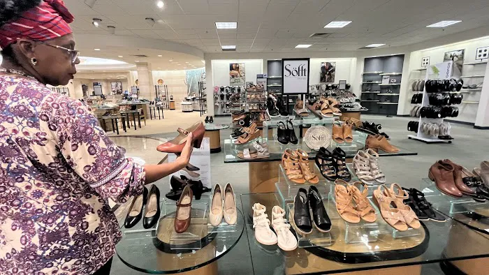 Dillard's 4