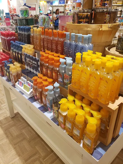 Bath & Body Works 3
