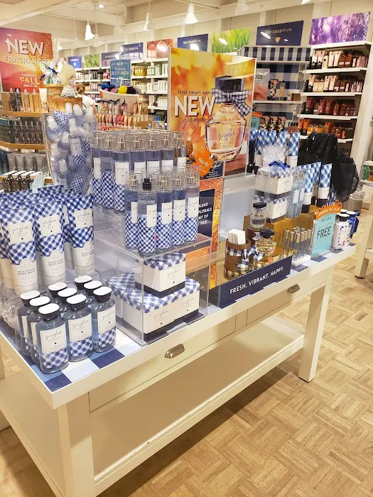 Bath & Body Works 2