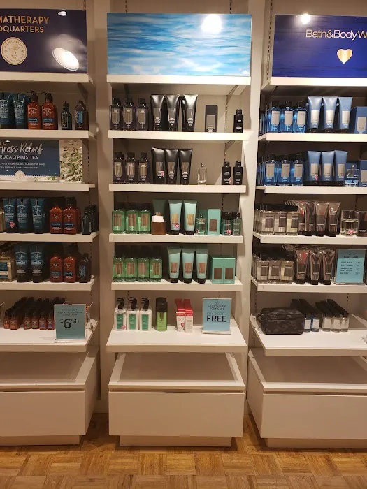 Bath & Body Works 1