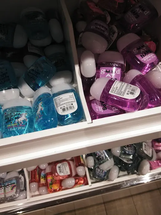 Bath & Body Works 6